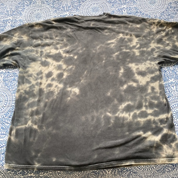 KISS distressed t-shirt, XL - Picture 3 of 8
